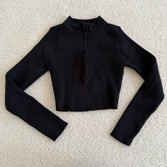 Princess Polly Tops - Princess Polly Black Quarter Zip Crop Long Sleeve (Blanco Top)